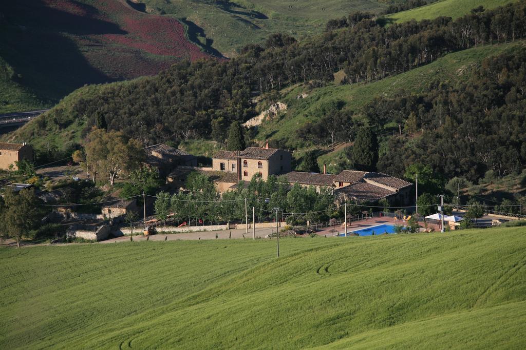 Agriturismo Monaco Di Mezzo Villa Resuttano Dış mekan fotoğraf